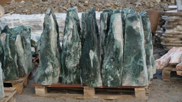 rzezby_kamienne_glazy04